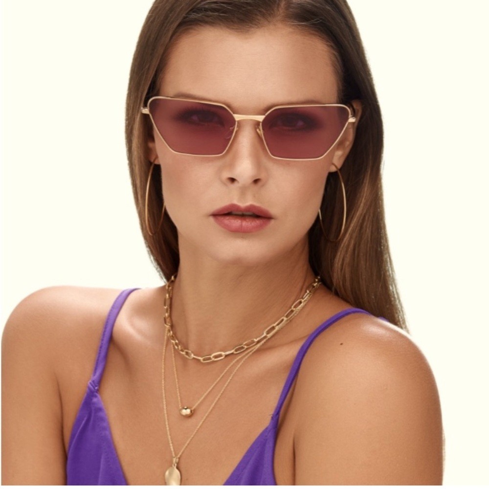 💎 ✨ 💯 Gucci Sunglasses with Clip On Charms